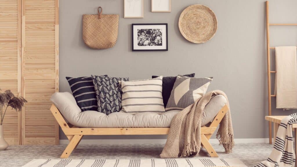 Seasonal Throw Pillows And Blankets